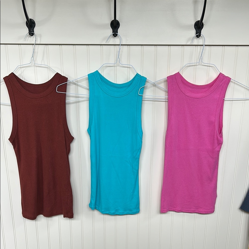 Bundle 5 tank tops small and x-small Sleeveless Casual SO and A New Day - Picture 6 of 13